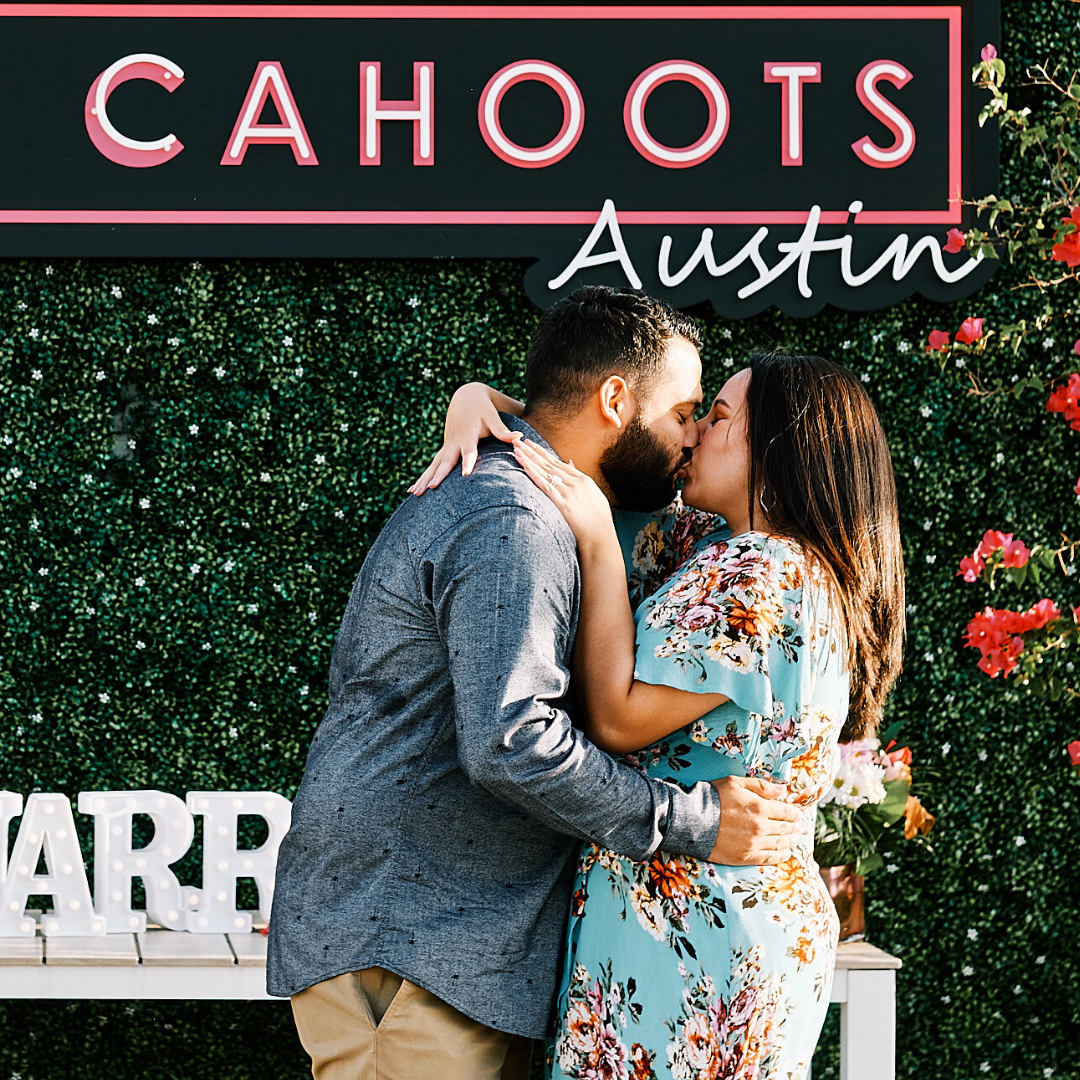InnCahoots's tweet photo. Congrats to Aaron and Sadie on their recent engagement! So excited for the happy couple and glad we could be a part of the special day! 
(Photo credits: Mercedes Morgan)

#roofdecklove #engaged #bridetobe #weddinghotel https://t.co/byro3dsuZc