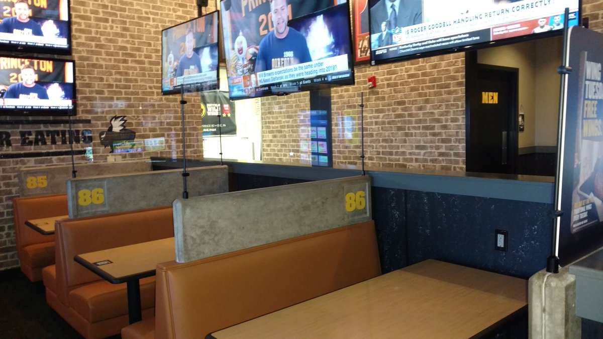 EnVisionDesgn's tweet photo. More and more restaurants are starting to open back up—and @Leader_Graphics is ready to help! Contact them if your restaurant needs acrylic safety guards, banners, customized masks, and more! https://t.co/7BcR7dGq4G #covid19 #inthistogether #restaurants https://t.co/1xXF0YuUlM