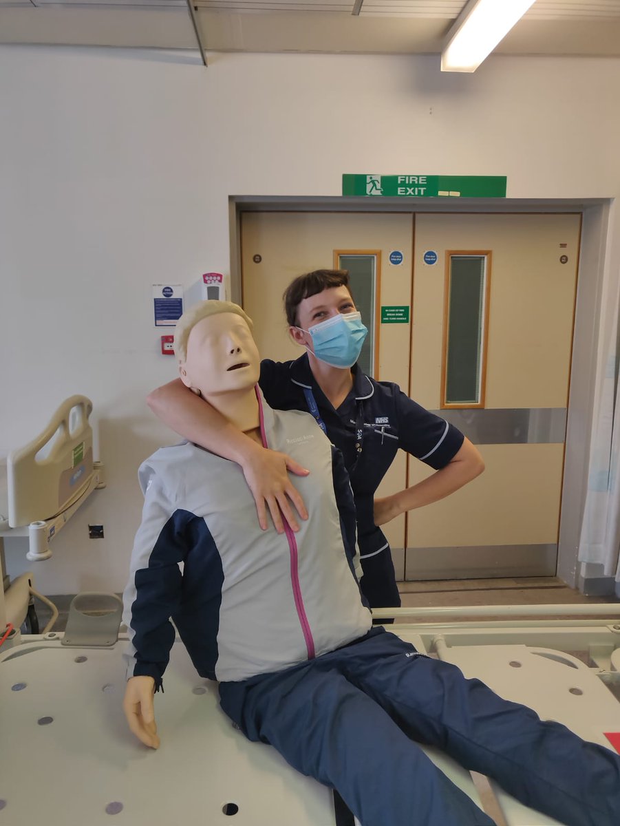 Acute_Care_Team's tweet photo. All set and ready to go for this afternoon's #simulationstation for @amu_mri! https://t.co/ZhOI6IPCaN