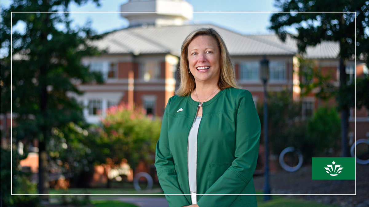 ChancellorGaber's tweet image. Niner Nation, I am proud to join you today as @unccharlotte’s fifth chancellor. I’m looking forward to an exciting week of learning and listening and wanted to share this message with you ➡️ bit.ly/UNCC-CGWM