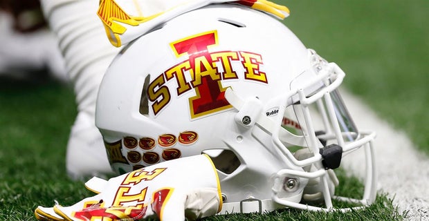 CycloneAlert247's tweet photo. Big 12 football primer: Key defensive player on each Big 12 team.
https://t.co/IB3ruRKE5N https://t.co/nYLMabKfFa