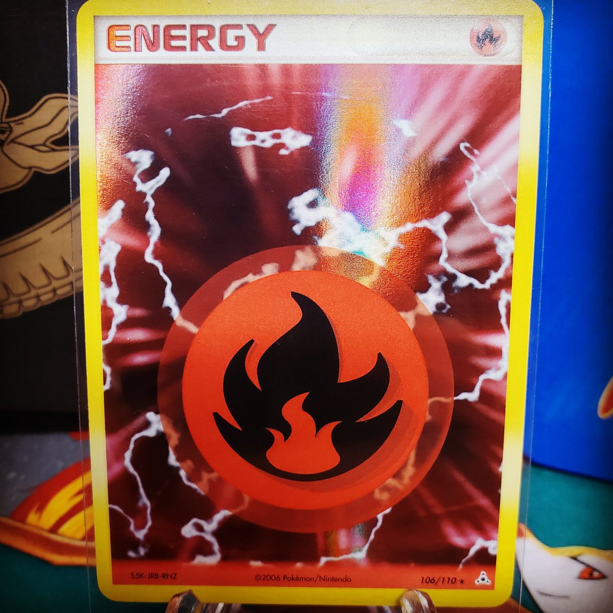 CoolSquirtleYT's tweet photo. Starting my day off hot 🥵
Who said energy cards don't look good? 😁
#fireenergy #exholonphantoms
#pokemon #pokemontcg #pokemoncards #energycard #needtocooldown https://t.co/22MMDN2LB9