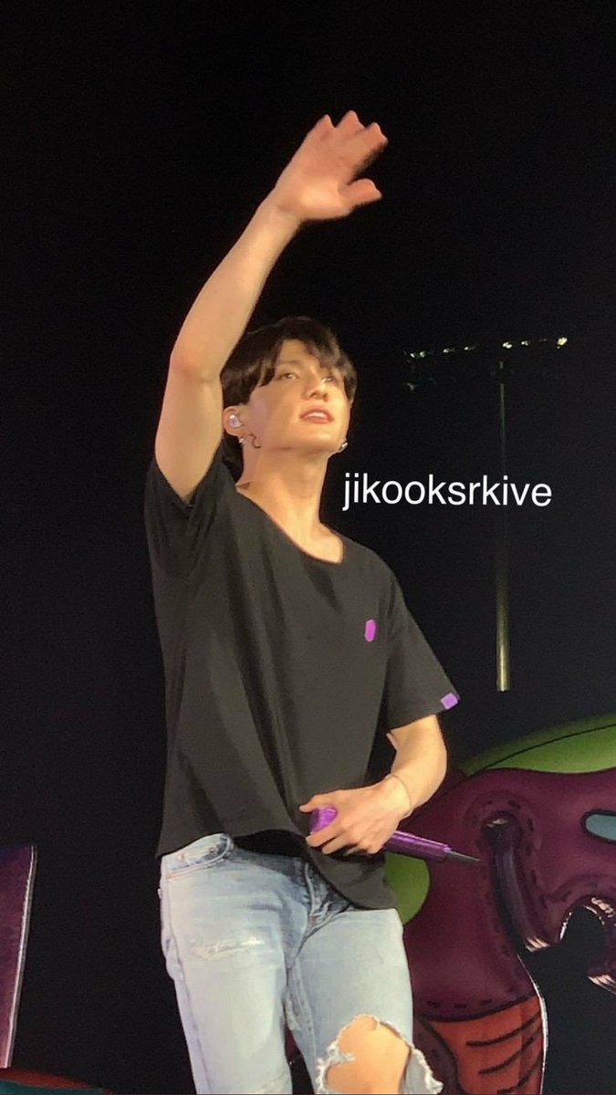 -jungkook pictures taken by fans at concerts a thread