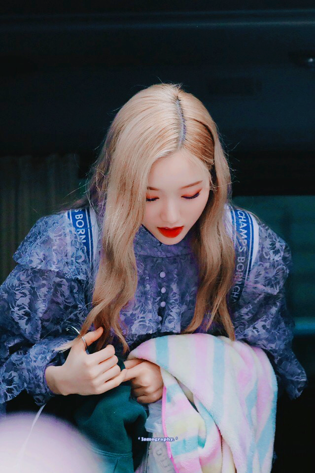 SELNET_KR's tweet image. ⠀⠀ ⠀ ⠀⠀ ⠀⠀❪ 𝗙𝗔𝗡𝗧𝗔𝗞𝗘𝗡 ❫ ⁝ 𝟮𝟬/𝟬𝟳/𝟮𝟬
⠀⠀ ⠀ ⠀⠀ ⠀⠀𝗦𝗘𝗟𝗘𝗡𝗘 attending 𝗞!𝗡𝗚𝗭 debut showcase
 
#나해연 #NAHAYEON #셀레네 #SELENE