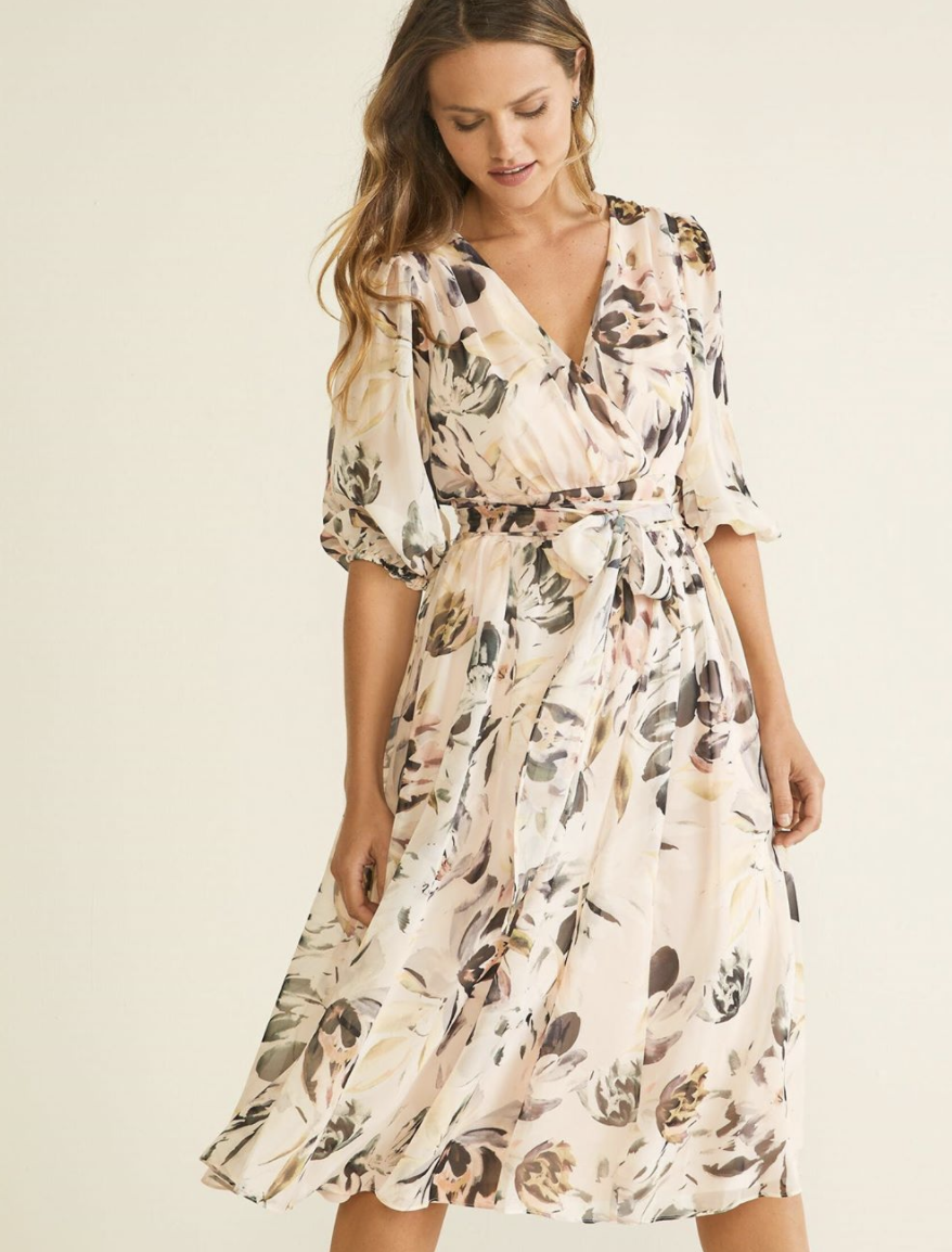 laura plus petites dresses