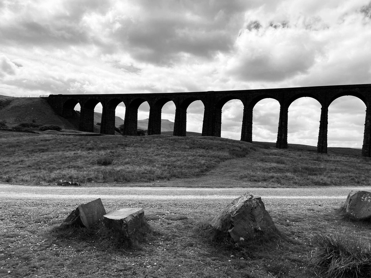 AbdulHamied70's tweet photo. Had an awesome time doing the #Yorkshire3Peaks #hike yesterday with my #Kramblers group. Great for #wellbeing and in keeping with #SocialDistancing https://t.co/NlHo2Z5pHB