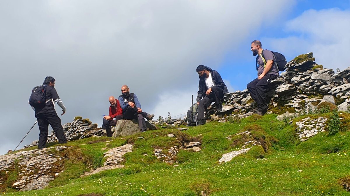 AbdulHamied70's tweet photo. Had an awesome time doing the #Yorkshire3Peaks #hike yesterday with my #Kramblers group. Great for #wellbeing and in keeping with #SocialDistancing https://t.co/NlHo2Z5pHB