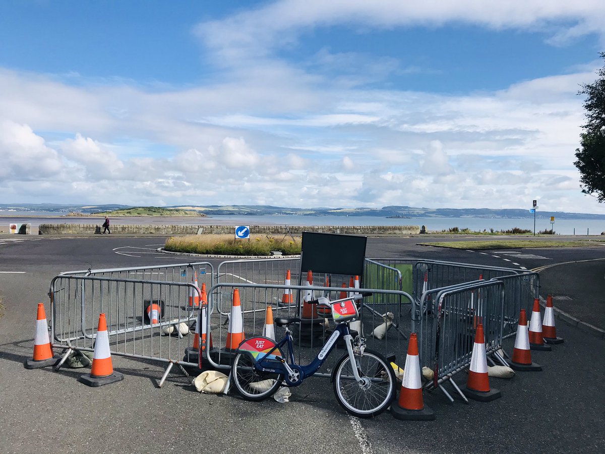 BoardwalkBeach's tweet photo. @transcotland @CyclingEdin @MathesonMichael @SustransScot @leecraigie_ @Edinburgh_CC are completely wasting #spacesforeveryone budget by closing Silverknowes Road to beach used by car day trippers &amp; NOT used by cyclists resulting in 13 less local jobs in area of huge open spaces. #forgottenpromenade #waste @scotgov @lmacinnessnp https://t.co/Q6SYkAxWhN