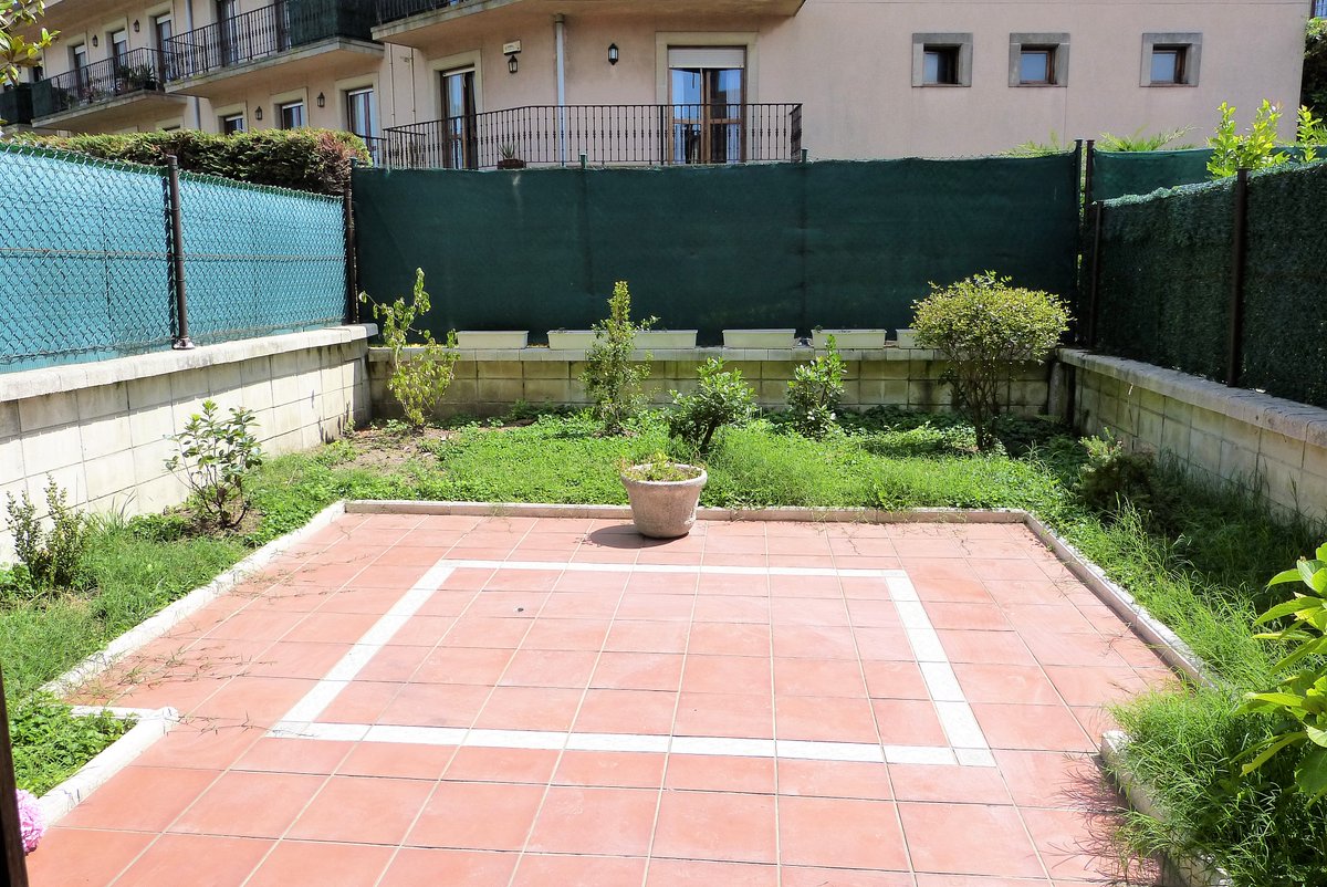 BurutaranInmo's tweet image. Z32027 Vivienda completamente exterior que consta de cuatro plantas, incluida la planta de garaje. Salón comedor con chimenea y salida directa a terraza.

bit.ly/3eMhH0q

#Donostia #CasaEnVenta #Inmobiliaria #GrupoExin10 #RealEstate #Decoracion #HomeStage #StagingHouses