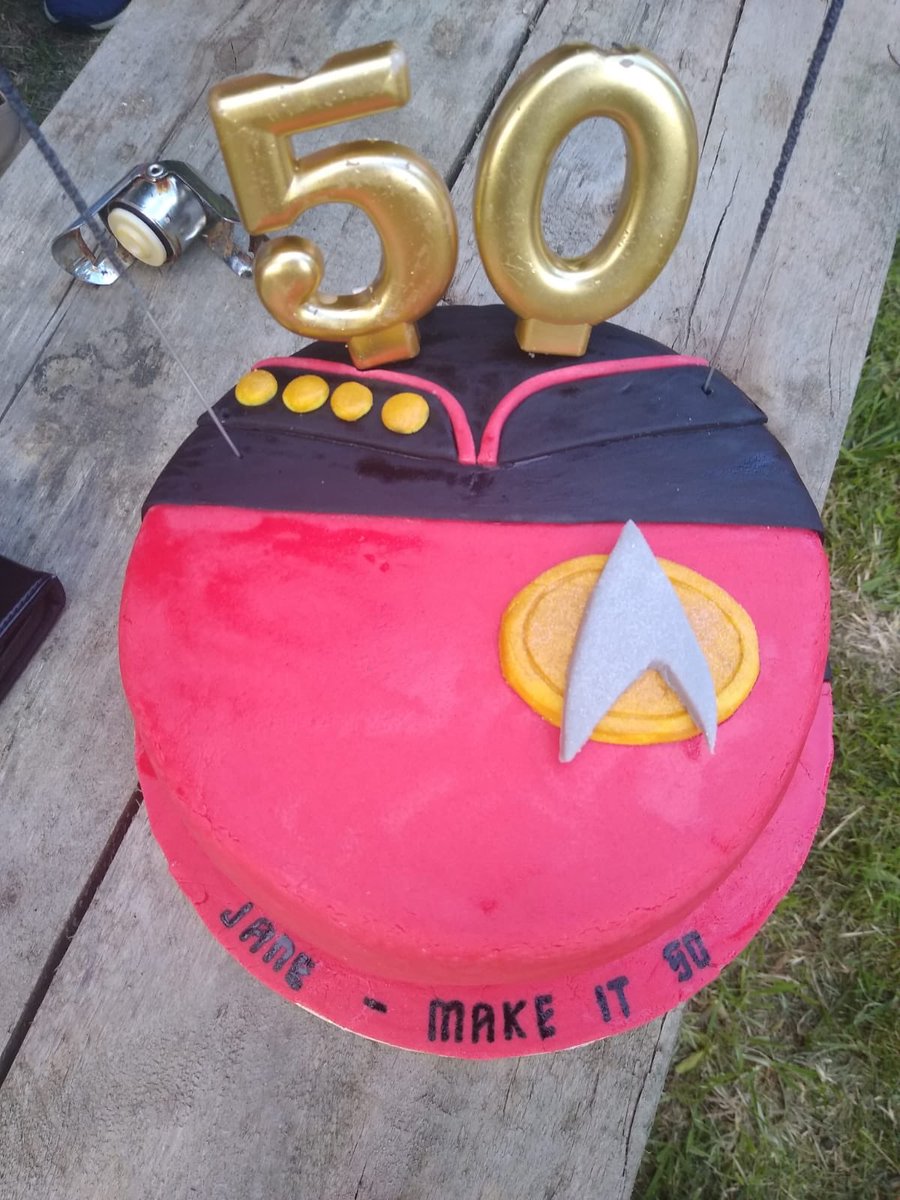 JaneyPid's tweet photo. #makeitso #makeit50 #startrek #picard @StarTrek how cool is my birthday cake my lovely friend made for me! https://t.co/5qxGLkCcCo