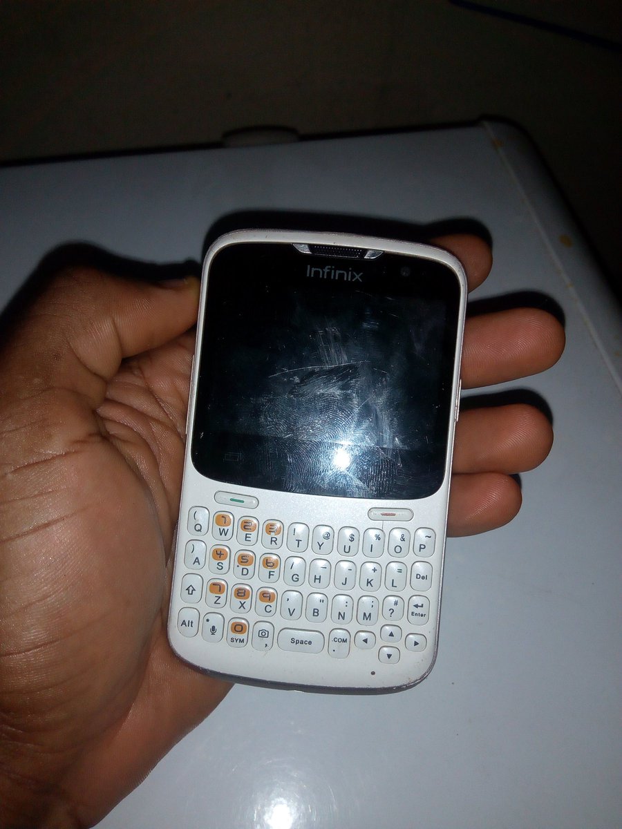 @InfinixNigeria Lol.. I used this particular one
Got spoilt and has been in the drawer
Like 2012 or 2013
#InfinixThrowbackThursday