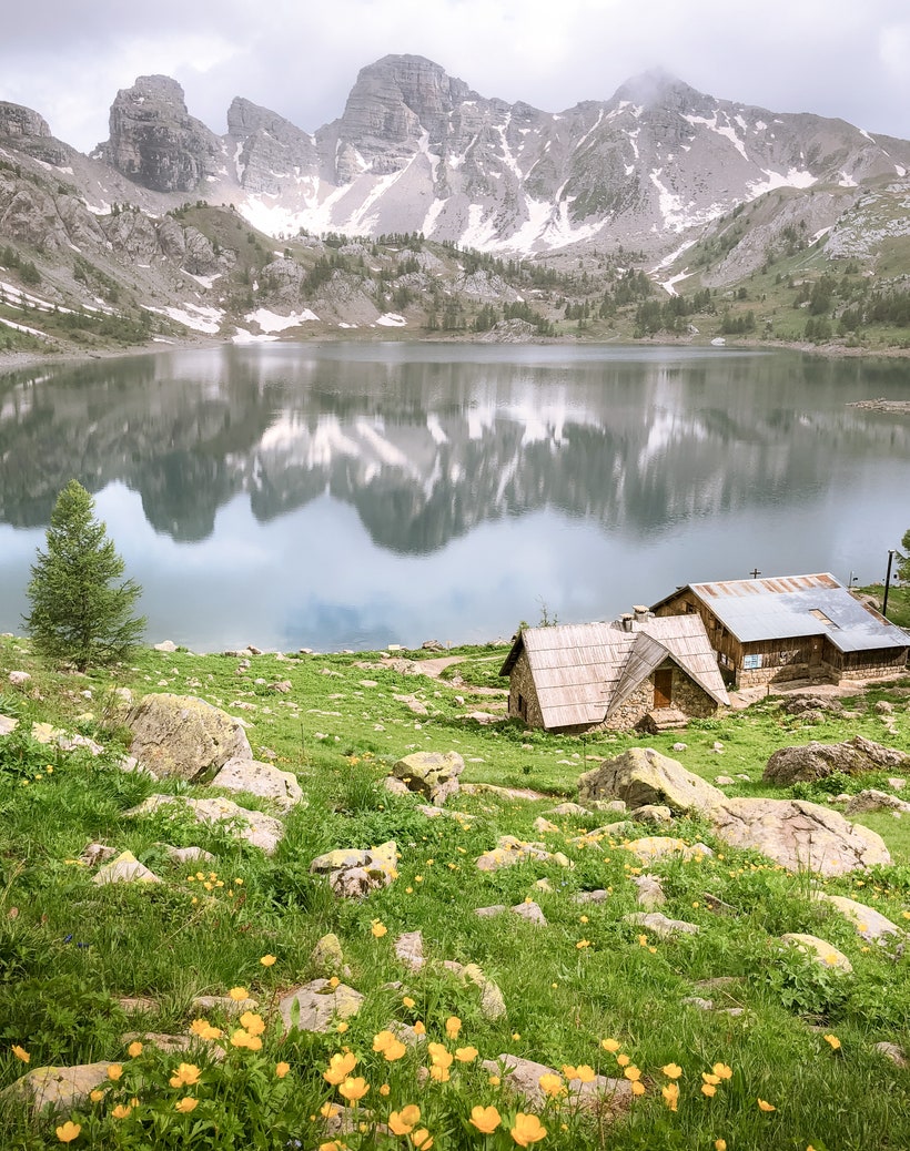 Need a break from...everything? Take a mental vacation to France's most spectacular lavender fields, castles, and mountains: cntrvlr.co/9S9D1cc