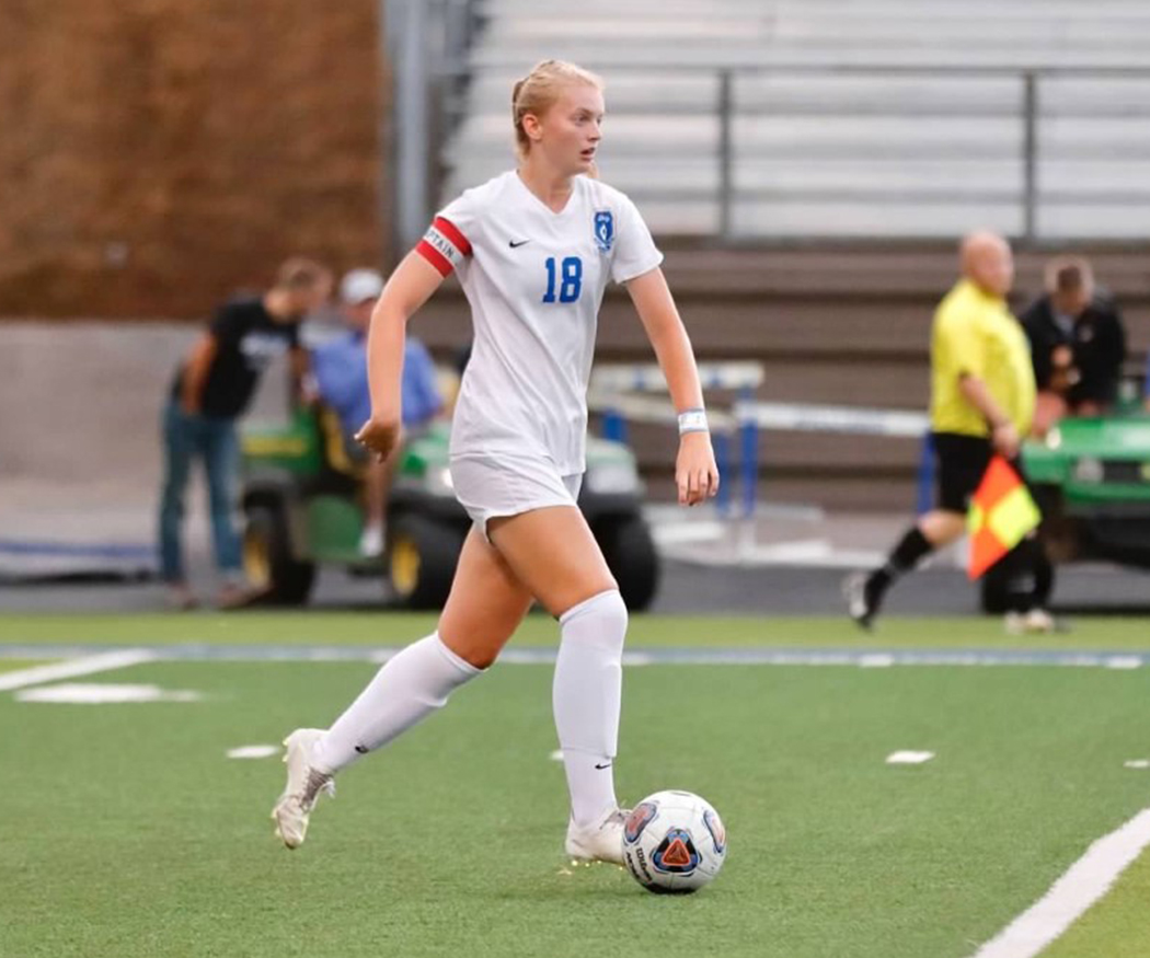 CitadelWSoccer's tweet photo. Today's an extra special day. We have not one, but TWO birthdays, and they're both freshmen!

Let's start off by wishing Caitlin Curmode a very #HappyBirthday! 

#LeadThePack | #OurMightyDogs | #CitadelWSOC https://t.co/7oBKJP5k3L