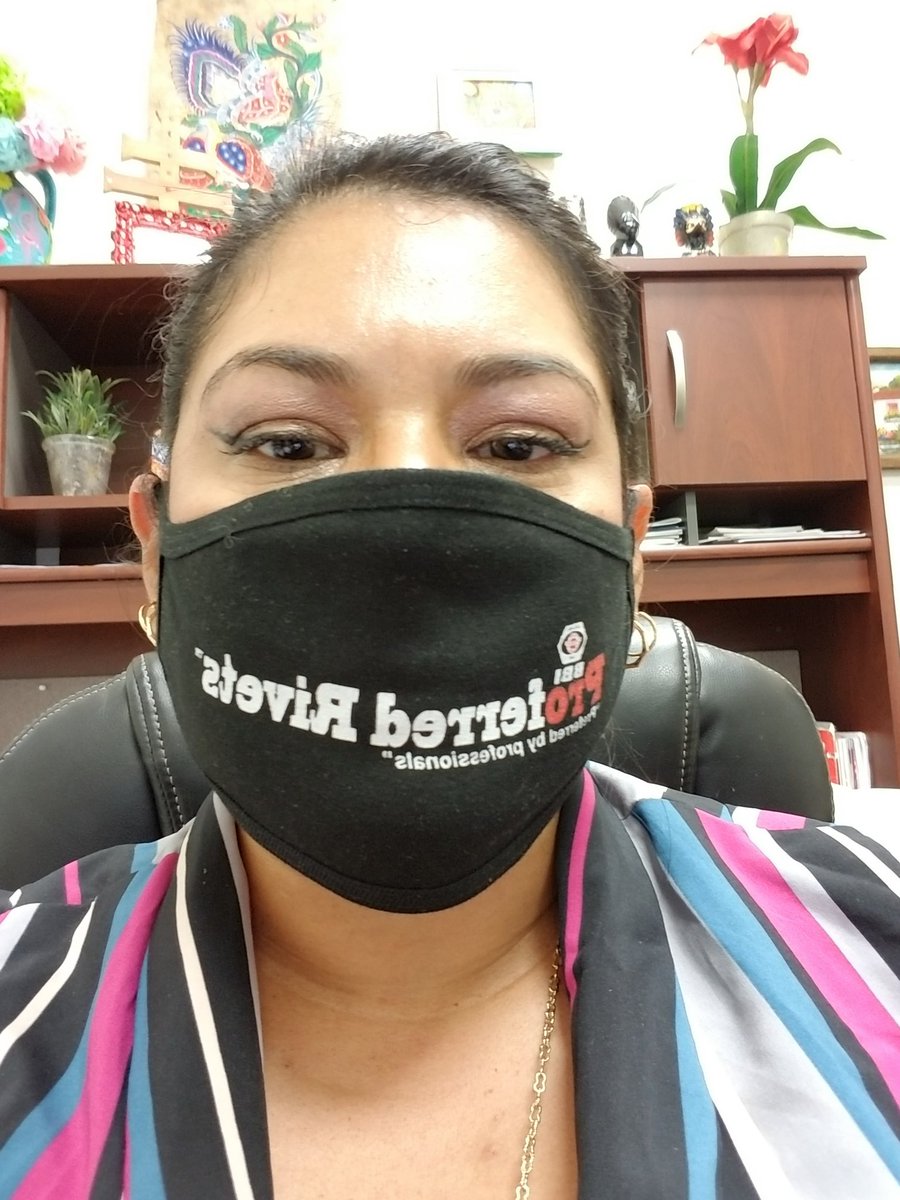 ProferredRivets's tweet image. Okay, okay, I&apos;m obsessed with #ProferredRivets but when you are #RosatheRiveter you HAVE to promote your brand.  Do you prefer the black or white? #keeponriveting #AllthingsRosa #Fasteners #fastenerwomen #Rivets #blindrivets