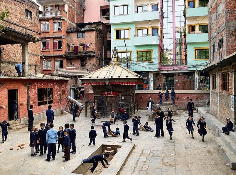 MidiDesignMx's tweet photo. Do you remember what your playground was like? Photo. Bhakta Vidyashram, Kathmandu, Nepal by James Mollison (Kenya), Playground, 2015, Aperture. #architectureforthepeople #designorthepeople #architecureforchildren #designforchildren #children
#architecture #design #schooldesign https://t.co/GEK0DO7Qnv
