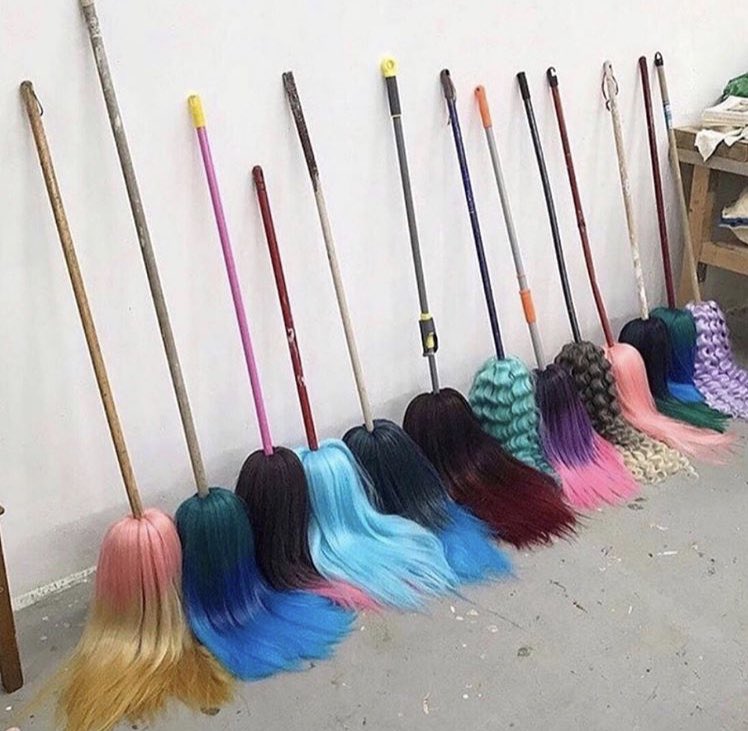 Showbusiness meet Covid cleaning