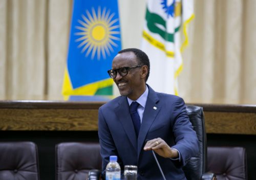 ShiftmediaU's tweet photo. #SHIFTMEDIA Ug | Kigali, Rwanda | Gossip: The Rwanda first family could barely hide their joy and happiness as they welcomed a grandchild.
Rwandan President Kagame broke the news and announced that he was now a grandparent after his daughter Angie Ingabire gave birth. https://t.co/XcVcZ7UqBN