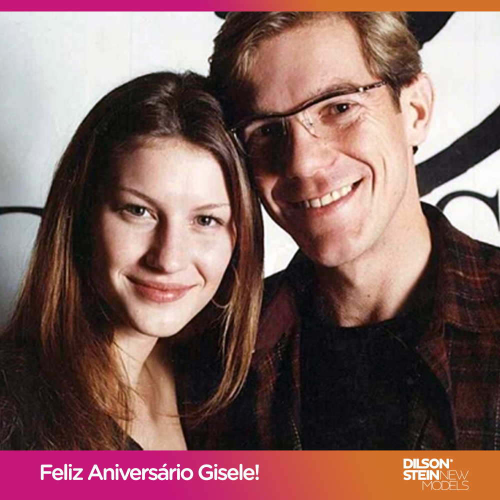 dilsonstein's tweet photo. Parabéns pra ela que está completando 40 anos de idade hoje! Nossa maior descoberta, a übermodel Gisele Bündchen! Lhe desejamos cada vez mais sucesso! 🎉🎊🎂

#dilsonstein #gisele #cursodemodelo #agenciademodelos #giselebundchen #descobertadilsonstein #agenciadilsonstein https://t.co/orQFCyNFQw