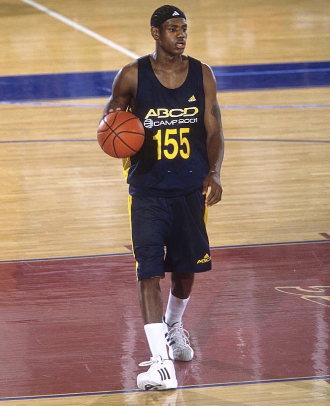 Timeless Sports on Twitter: "16-year-old LeBron rocking cornrows in 2001.  📸 https://t.co/KDluvA5tcK" / Twitter