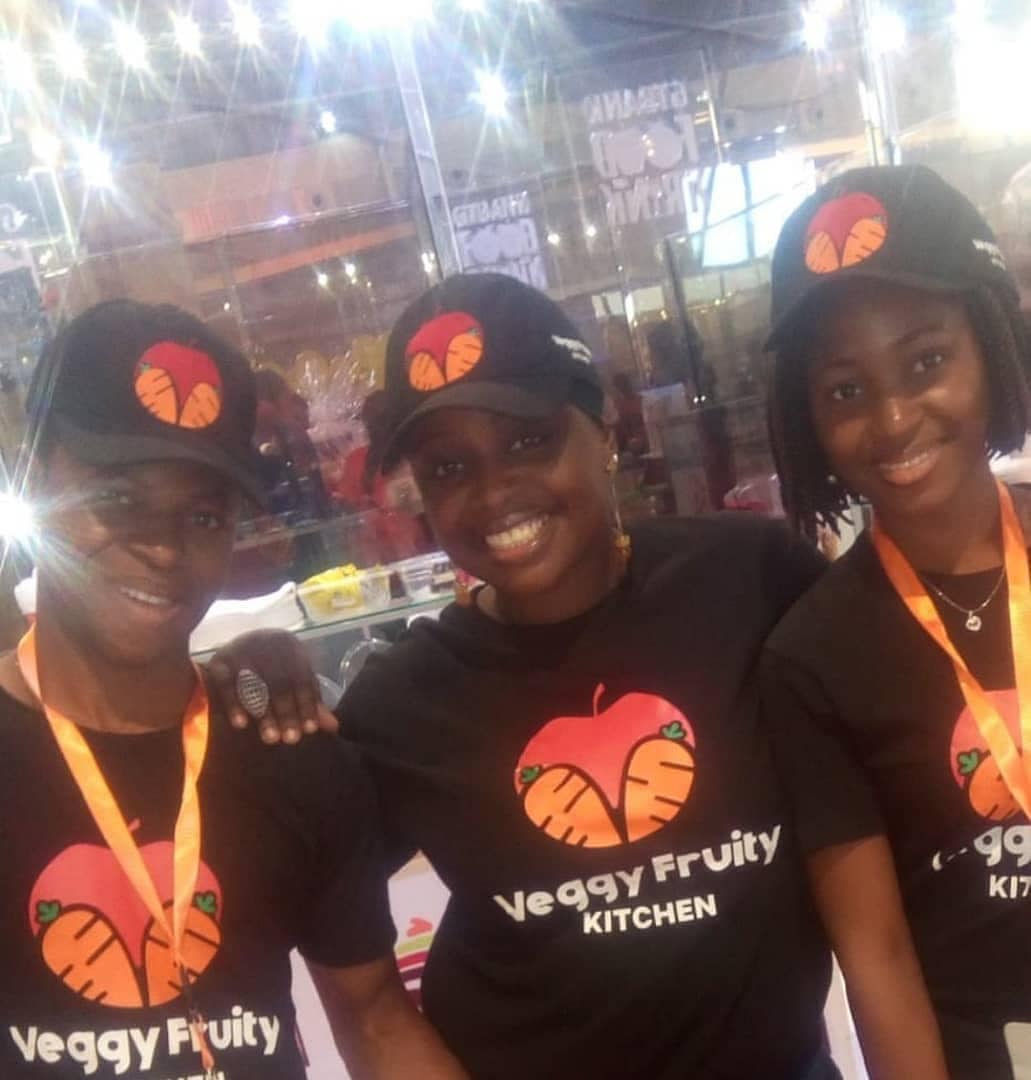 VeggyFruity's tweet photo. When we come with this smile to your event, know that it's gonna be ghenghen 😂 🤣.

Call Mabel for booking 08038754615 

@alakijaofficial
@_Taaooma
@OgbeniDipo
@DONJAZZY
@followlasg

#veggyfruitykitchen #eventservice https://t.co/lvaL7kzolS