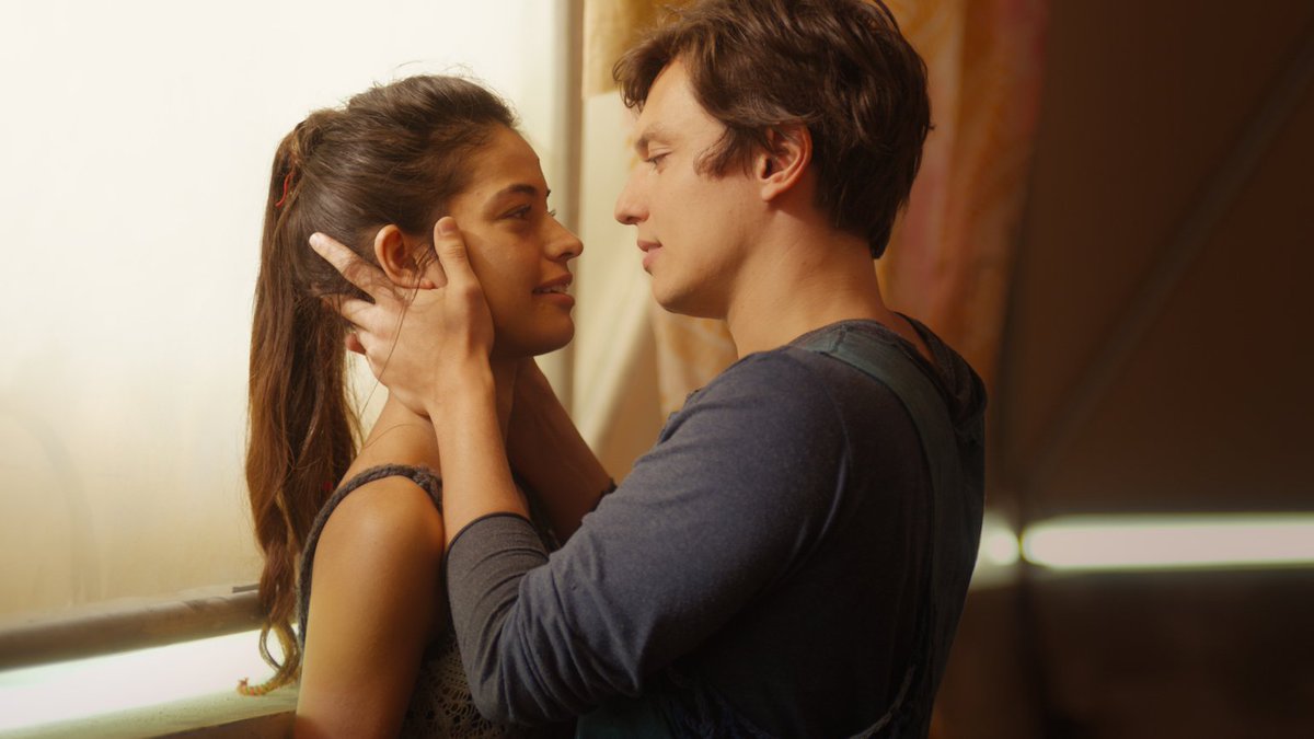 PreviouslySerie's tweet image. #3PorCientoNetflix
#3PorCiento

🔴NOVEDAD🔴

La 4T llegará a @NetflixES el 14 de AGOSTO.

Aquí os dejamos las fotos promocionales de la temporada.