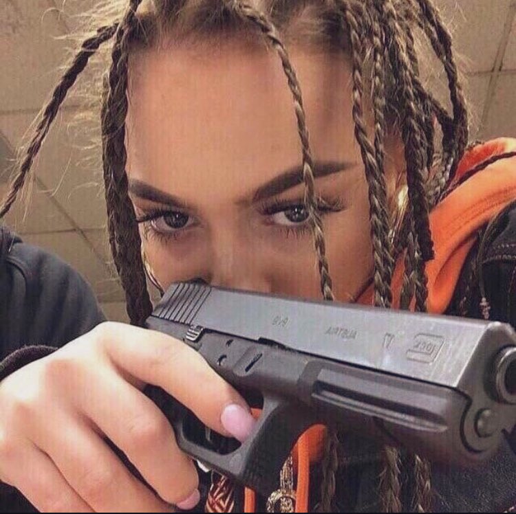 idblessd's tweet photo. #drip #viral #gangstagirl #gang #gangaster #girls #hot #culture #hiphop #street https://t.co/DO6mRbvDEN