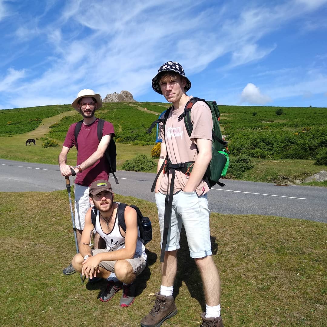 DylanRud98's tweet photo. Taking advantage of the glorious weather for a 12-mile hike down the Templer Way ☀️ feat. the brothers https://t.co/jT11pX7K1w