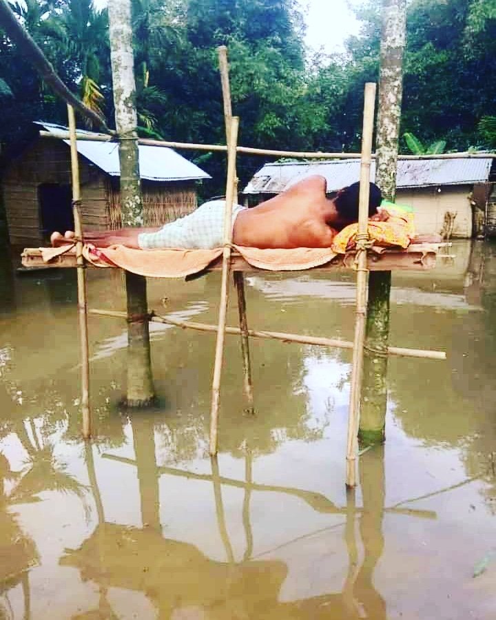 priyashadotcom's tweet photo. Assam crisis in one picture!

Total death toll to 85 and over 70 lakh people have been affected. Let's pray and stand together for Assam.
#ProtectAssam #AssamFloods #AssamNeedsUs #AssamFloods #AssamDeservesBetter

Count source - https://t.co/9Le7IiwKVA
Photo source - Unknown https://t.co/jEco8QUdKm