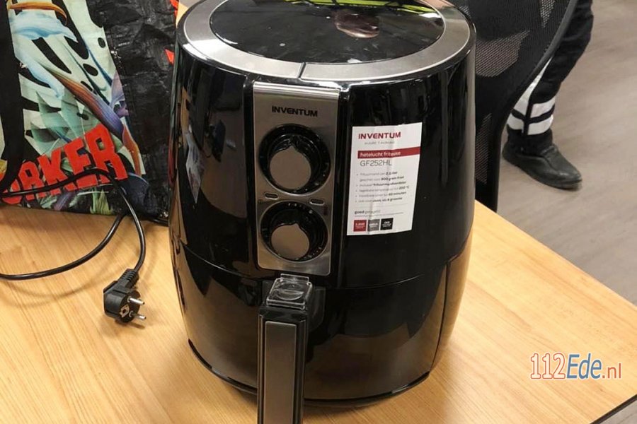 Mist u een Airfryer of kent u iemand die er een mist?. 112Ede.
