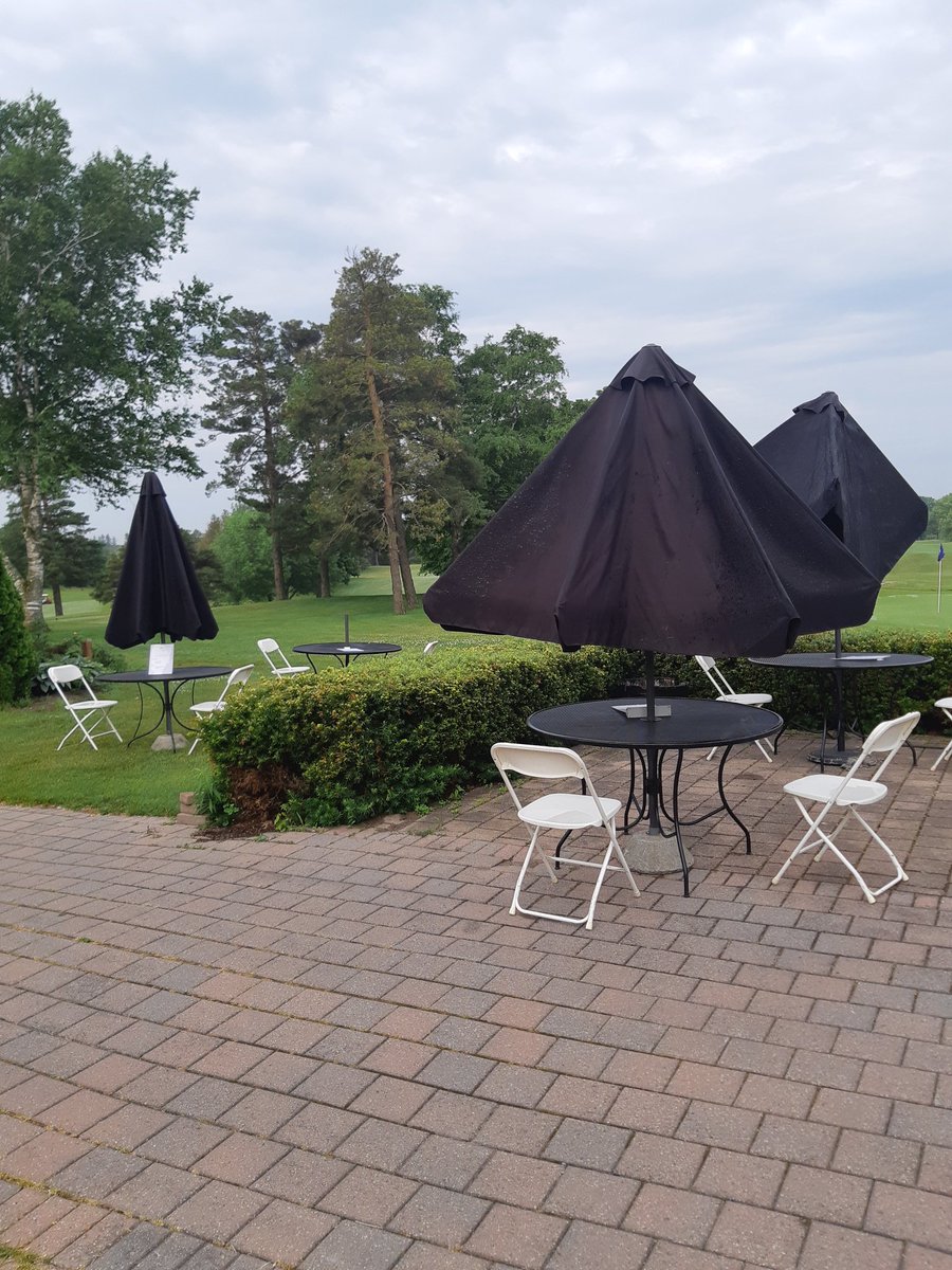 GolfSleepy's tweet photo. Just a reminder, even though our restaurant is unavailable at this time we still have ourdoor sitting and a bbq! #golfontario #golf #stouffville #yorkregion #stouffvillegolf #privateclublife #stouffvilleeats https://t.co/2RalNBAkg7