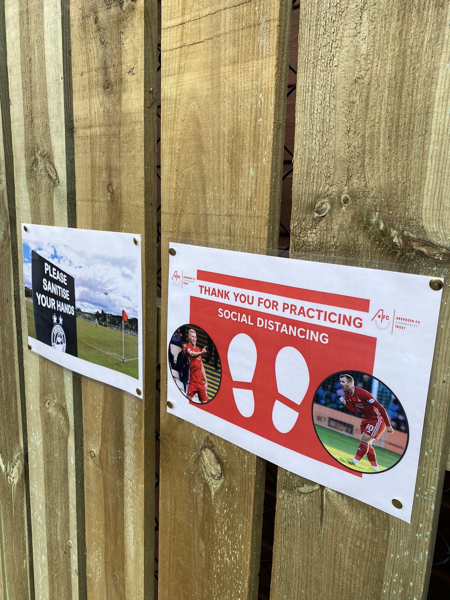 AFCCT's tweet photo. 🔴⚪️ It feels good to be back! 🔴⚪️

A great 1st day of our Summer Coaching @NewmacharUtd! 

Spaces still available for next week, see below for info on how to book! ⬇️

📞 01224 631903  
💻 https://t.co/HrAfW4melW https://t.co/cL36skOH5m
