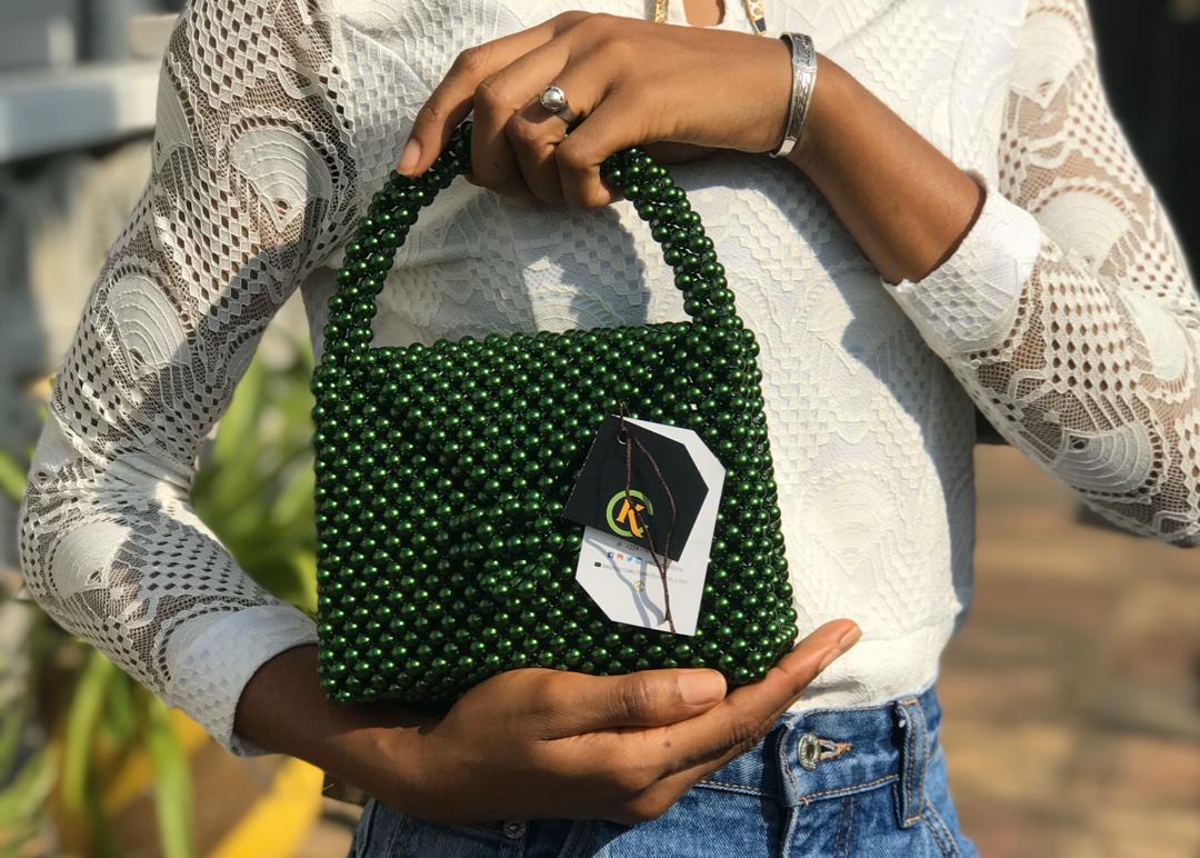 KeshaCrafts's tweet photo. 𝗗𝗔𝗞𝗔𝗡 est la 3em collection de KC inspiré du Bambara (langue locale au mali 🇲🇱) qui signifie 𝗗𝗲𝘀𝘁𝗶𝗻.

Pour plus de détails https://t.co/anLUw6Z4nE
𝗜𝗻𝘀𝘁𝗮𝗴𝗿𝗮𝗺
https://t.co/yETIFrAvQs
𝗧𝘄𝗶𝘁𝘁𝗲𝗿
https://t.co/4OHIl1N4Vc
𝗟𝗶𝗻𝗸𝗲𝗱𝗜𝗻
https://t.co/TZYqPlV14I https://t.co/GTJKZ3FdW5