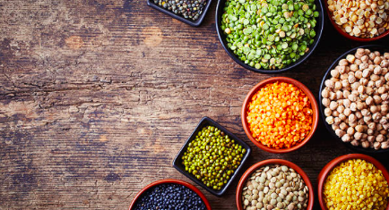 There is strong evidence to suggest foods containing dietary #fibre DECREASE the risk of colorectal #cancer. To increase your dietary fibre, you could eat more pulses, beans, #lentils, peas and peanuts. #CancerPrevention  wcrf.org/dietandcancer/…