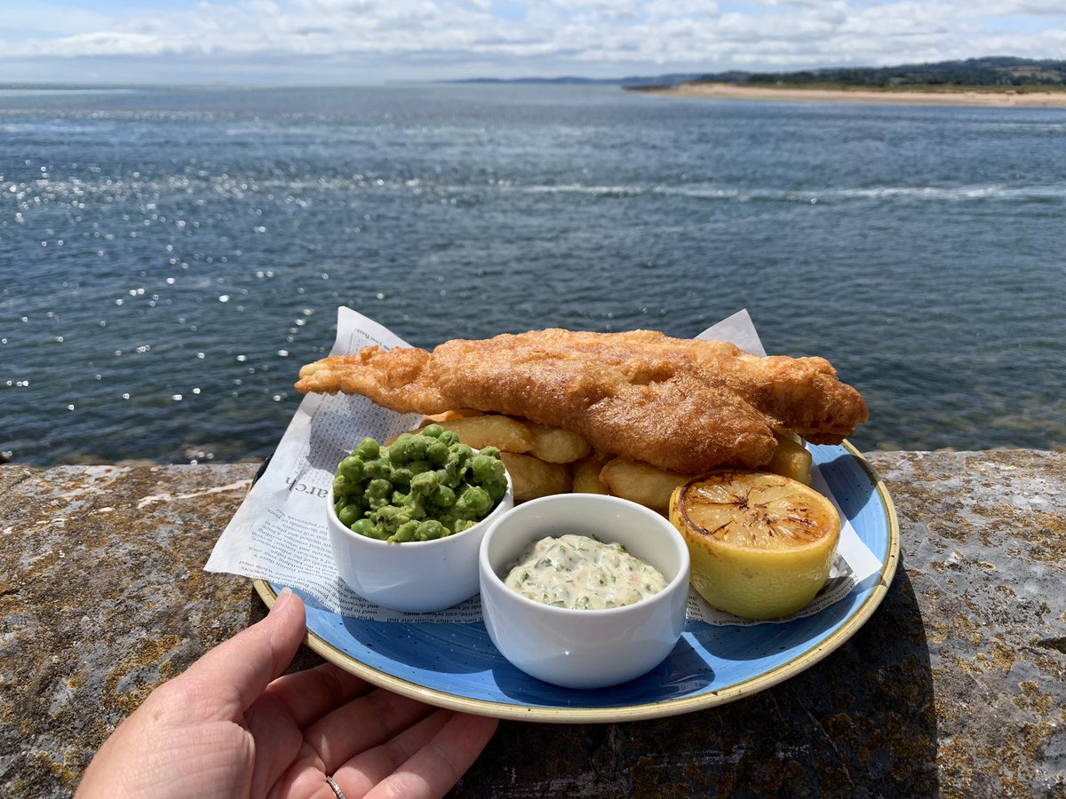 TheGroveExmouth's tweet photo. It’s a #beautifulday The sun is shining and we are #OPEN Simply download the On Tap app ahead of your visit to order and pay. A nice #coldpint and our famous #fishandchips are waiting for you! https://t.co/QQdzeGcie8 @YoungsPubs #pourmeacoldone #exmouth #devon https://t.co/J0SZtgVfDJ