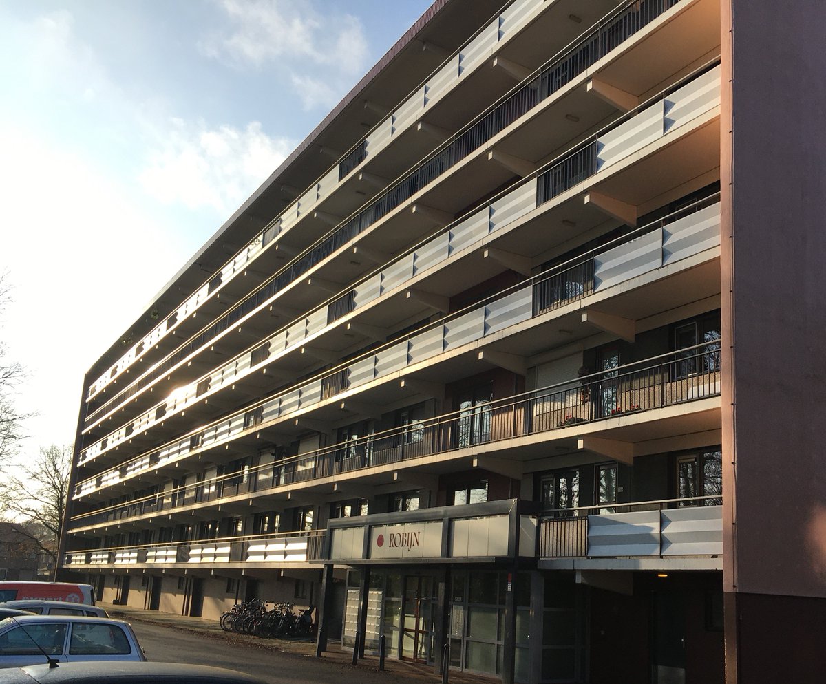 wonenlimburg's tweet photo. In één klap 48 appartementen van het gas af: dat kan binnenkort in Venray. Dankzij een innovatieve hoge temperatuur warmtepomp met natuurlijk koudemiddel, die nog niet eerder in woningbouw is toegepast. Inwerking per sept ’20 @wonenlimburg https://t.co/Z9bLajTVjT