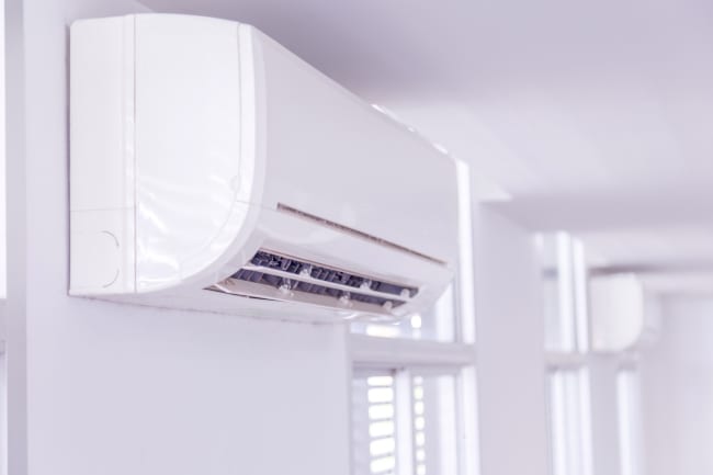 AirAssaultHVAC's tweet photo. What Air Conditioning System is Right for Me? https://t.co/NEeycBCNDx https://t.co/0xbrjYenXw