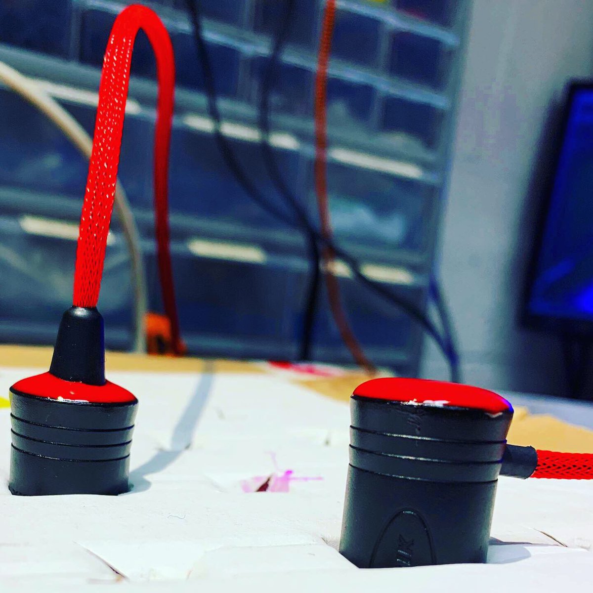 watsonwu's tweet photo. More awesome customized microphone cables by #audioconnectfl πππ»
.
These are standard 3 pin XLRs (low profile to right angle low profile), just long enough to go from my recorder to the a blimp
.
#soundeffects #microphonecable #xlrcable #xlrcables #microphone #sounddesign @shure https://t.co/jxNGnoTNKn