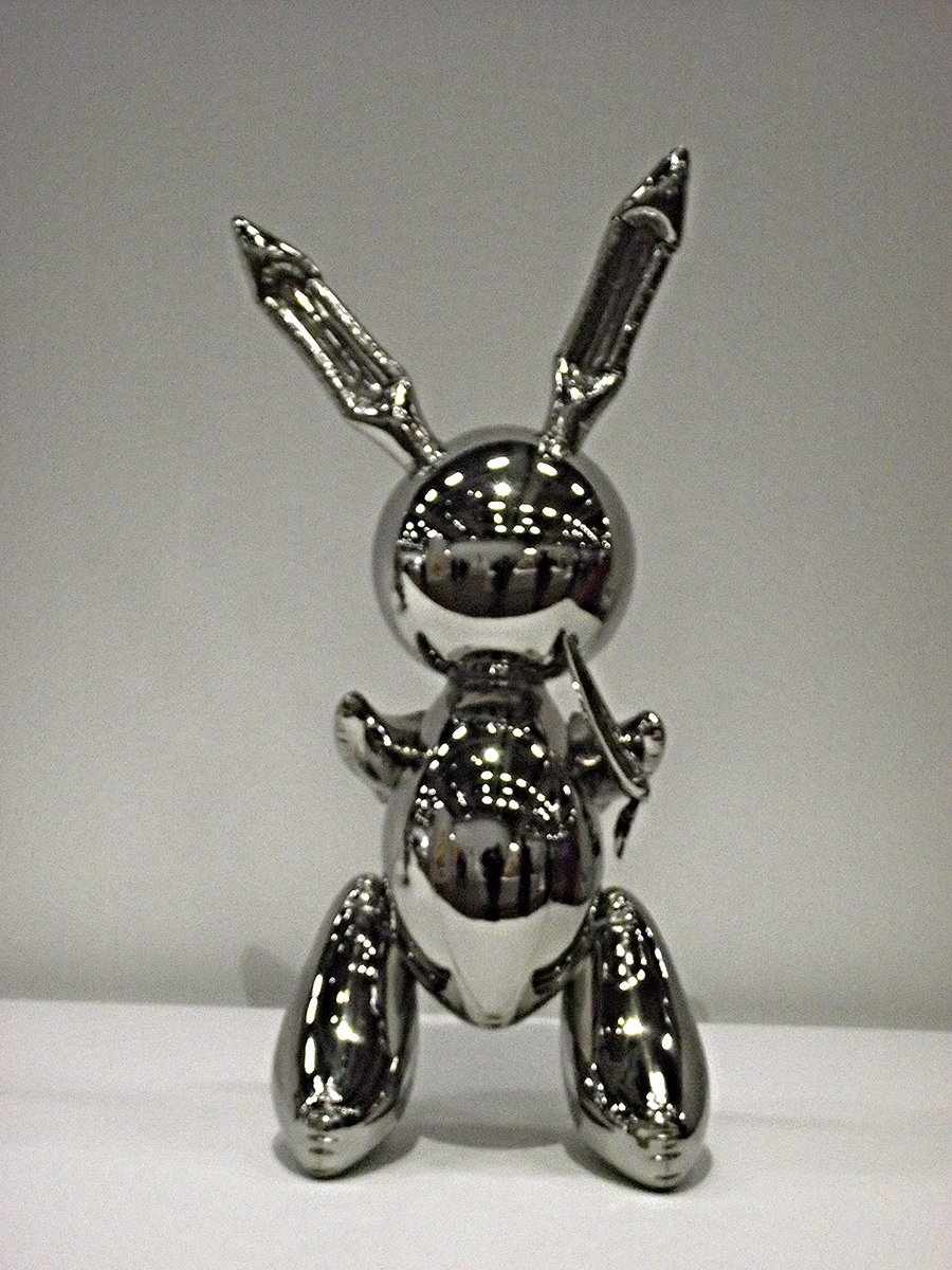 PassTheMyc's tweet photo. Robert Mnuchin purchased Jeff Koons' Rabbit in 2019 for $91m. Rabbit weighs around 900lb. 

In the year it was sold, US stainless steel scrap prices were ~$0.30/lb.

Imagine paying £482k for a strawberry cornetto.

#artmarket #jeffkoons #rabbit #strawberrycornetto #cornetto #art https://t.co/Sd0M3AnV22