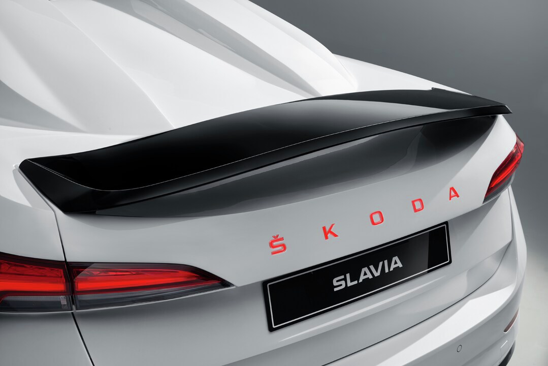 skodaautonews's tweet photo. The open-topped #SkodaSlavia represents freedom of thought and the younger generation’s carefree attitude. With its roof removed, the #SLAVIA offers an exhilarating driving experience.
The 7th #SKODA student car has just been presented to the world! How do you like it? https://t.co/YajlsGhdDT