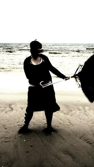 ich bin an mein altes Myspace-Profil rangekommen - von "emo as fuck aber psst", "mein Hamster Winston ist voll gefährlich ich schwöre", über "ich war beim allerersten <a href="/feinesahne/">Feine Sahne Fischfilet</a> record release" bishin zu "ich bin eine Künstlerin, nimm' mich ernst" ist alles dabei. lel.