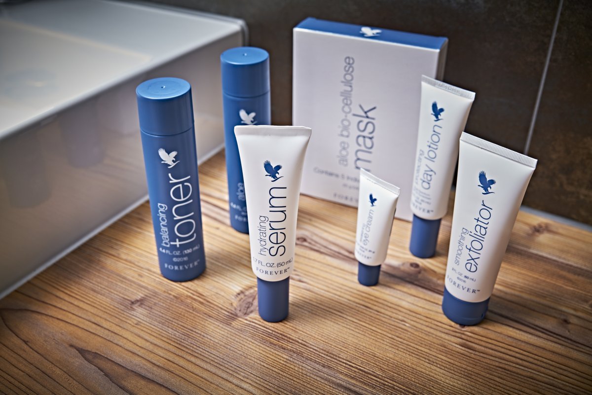 ForeverHunHQ's tweet photo. A #TargetedSkincare termékcsalád legújabb tagja a Hydrating Serum megérkezett hozzánk!😍
Tudjuk, hogy sokan vártátok már!😊
🆕🆕🆕
Itt tudjátok beszerezni: https://t.co/Cq2PnkosYj https://t.co/vYbs9U3cIM
