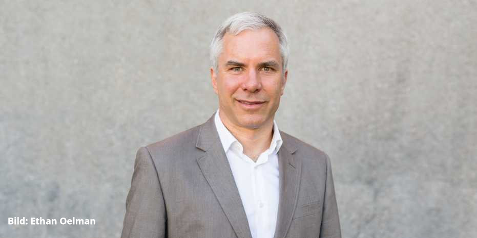 ETH's tweet photo. Aufgrund der Corona-Krise rief der Bund die «Swiss National COVID-​19 Science Task Force» ins Leben. Ab August erhält sie ein neues Mandat und einen neuen Leiter: Martin Ackermann, Professor für Mikrobiologie an der ETH Zürich und Eawag. https://t.co/J2PfR2CTJX https://t.co/66M20LAB0W