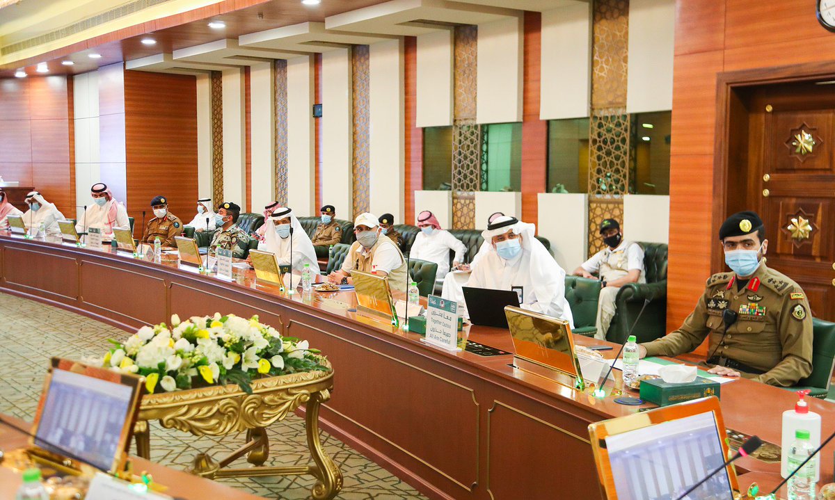 AlharamainSA's tweet photo. المجلس التنسيقي للجهات العاملة بالمسجد الحرام يعقد اجتماعه استعدادًا لموسم حج ١٤٤١هـ.
https://t.co/gexDE268dn

#معا_محترزون 
#جميعا_حذرون https://t.co/j3602k0L8f