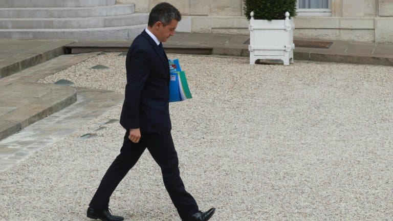 BFMTV's tweet photo. Accusations de viol: 200 élus signent une tribune de soutien à Gérald Darmanin https://t.co/CRpO9HSPEy https://t.co/YusDBVBnDQ
