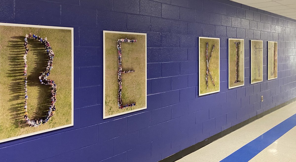 MPE_Mustangs's tweet photo. Wow! Our #BeKindMPE art installation is complete! Love it!! Thank you MPE PTA Cultural Arts. 💙 https://t.co/peRBM6ZLSK