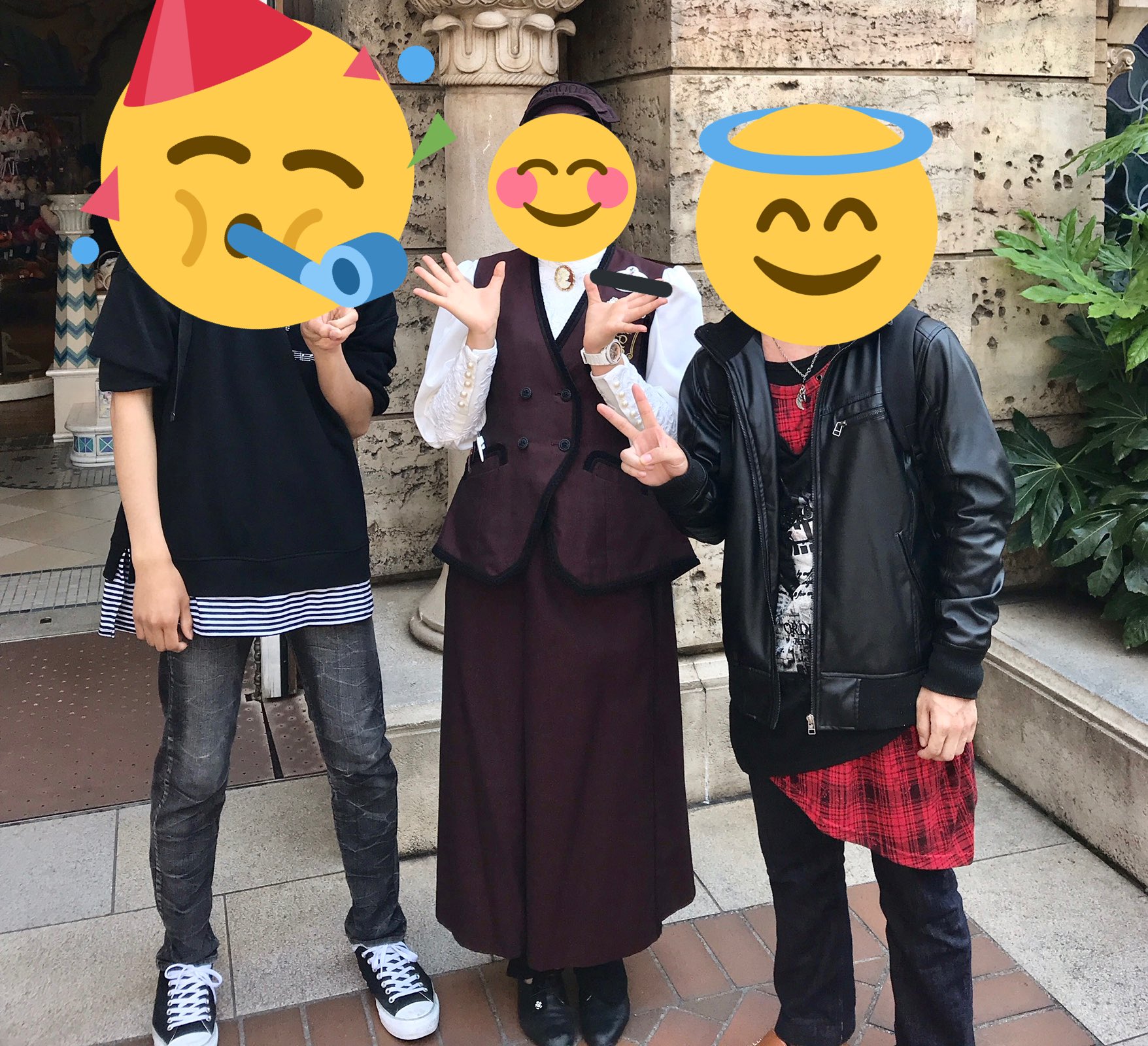 𝕜𝕒𝕫𝕦𝕜𝕚 そういえば昨日 タワーオブテラーメモラビリアのキャストさんが 実は今日でこのコスチューム最後なんですよ 笑 って言ってた 真ん中の茶色いコスチューム 写真撮るの忘れてたから 過去の写真載せとく 全然知らなかったから 𝕜𝕒𝕫𝕦𝕜𝕚 そういえば昨日 タワーオブテラーメモラビリアのキャストさんが 実は今日でこのコスチューム最後なんですよ 笑 って言ってた 真ん中の茶色いコスチューム 写真撮るの忘れてたから 過去の写真載せとく 全然知らなかったから