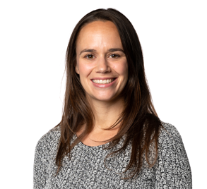 Sinzer_org's tweet image. Heel trots zijn we op onze dr. Janke van Dijk, onlangs gepromoveerd op de  #impact van het vergroenen van het schoolplein op het welzijn en gedrag van kinderen. 
Dat dit onderzoek aanleiding maar mag zijn voor de vergroening van nog meer schoolpleinen in het nieuwe schooljaar!