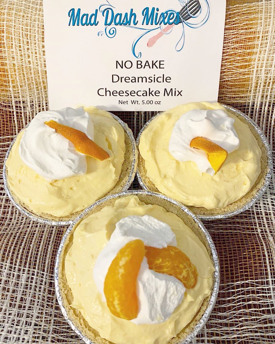MixesMad's tweet photo. Dreamsicle No-Bake Cheesecake Minis are easily made by blending our mix with cream cheese then folding in cool whip. Chill how you’d like to serve it like a dip with fruit for gluten free, in a graham or Oreo crust as a pie, or trifles with cake and fruits &amp;drizzles!
Orange Cream https://t.co/6nmdK4Buvz