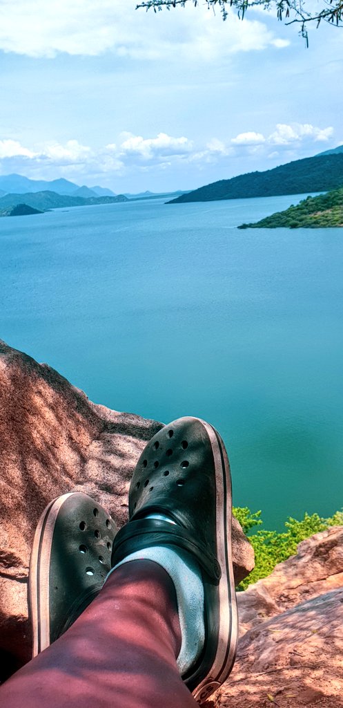 It was free to camp, but did leave a token of appreciation for the hospitality and as thanks for using their camp, @Koreey_16 and I made the 6 APs stationed there proper dinner from our provisions - chapo and beans- they hadn't had it in months. Never seen happier policemen 
