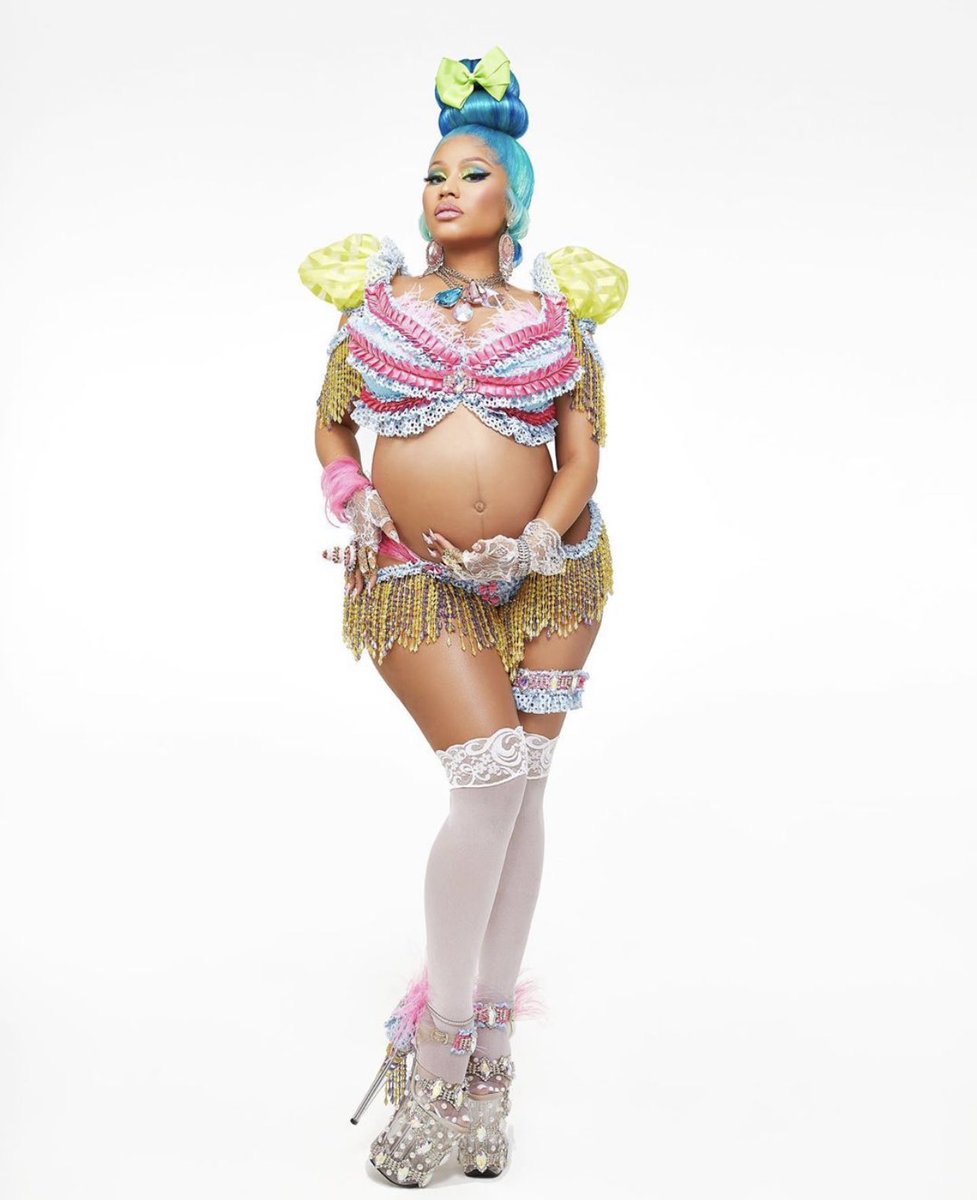 mefeater's tweet photo. Congratulations to @NICKIMINAJ! The rapper has announced that she’s expecting her first child. We wish her a safe pregnancy and delivery. 💕 https://t.co/Uxw4EuSQCt